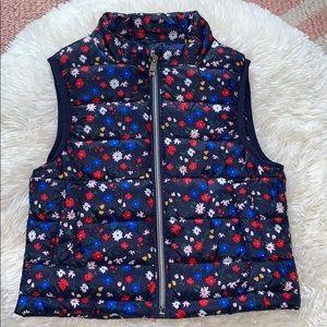 Girls puffer zip-up vest-new without tags ***